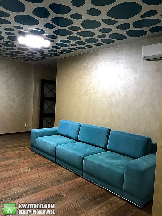 Rent out 3-room apartment. Киев,  Голосеевский пр — photo 2