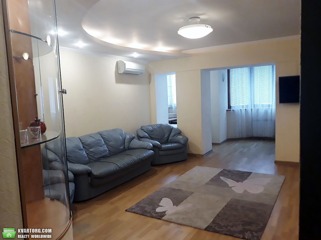 Rent out 2-room apartment. Киев,  Артиллерийский пер — photo 3