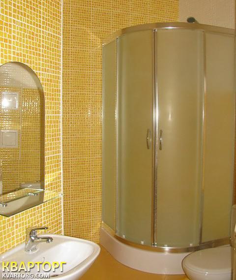 Rent out 2-room apartment. Киев,  Щорса — photo 8