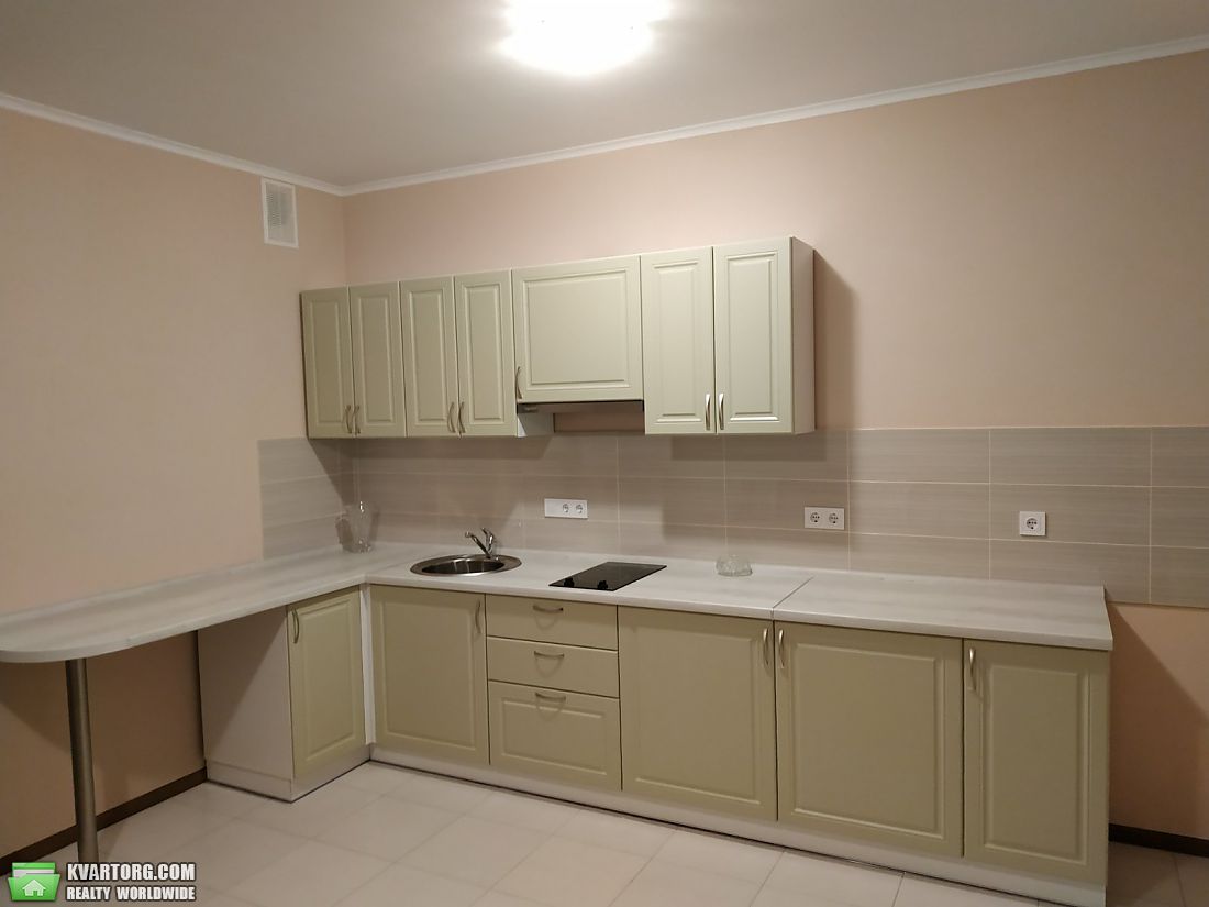 Rent out 1-room apartment. Киев, Семьи Кульженков — photo 2