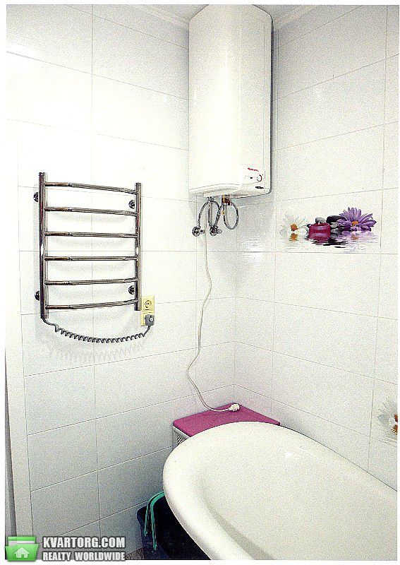 Rent out 2-room apartment. Киев,  Днепровская наб — photo 6
