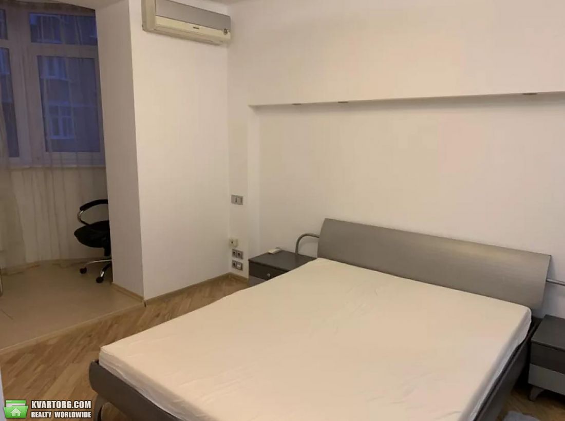Rent out 3-room apartment. Киев,  Дмитриевская — photo 5