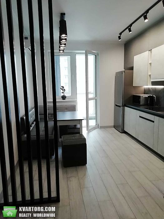 Rent out 1-room apartment. Киев,  Ревуцкого — photo 2