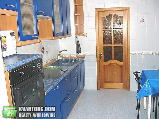 Rent out 3-room apartment. Киев,  Соломенская — photo 4