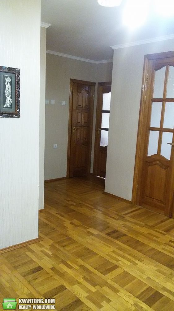 Rent out 3-room apartment. Киев,  Святошинский пер — photo 5