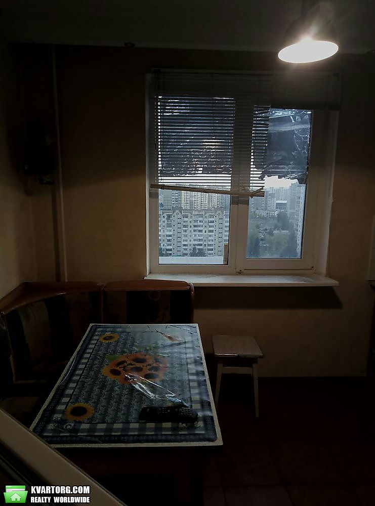 Rent out 2-room apartment. Киев, Лисковская — photo 7