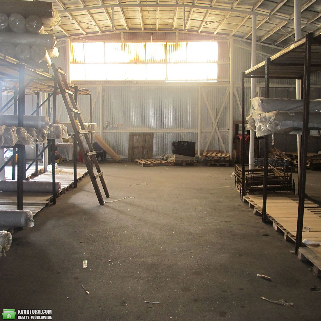 Rent out warehouse. Киев,  Деревоотделочная — photo 6