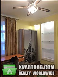 Rent out 3-room apartment. Киев, Почайнинская — photo 1