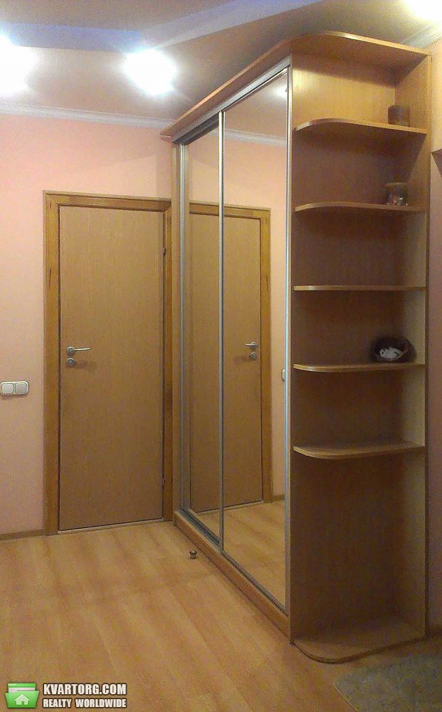 Rent out 1-room apartment. Киев,  Булаховского — photo 8
