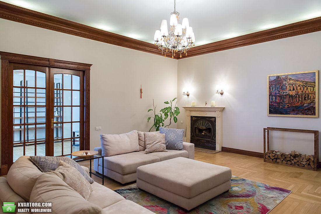 Rent out 5-room apartment. Киев,  Большая Житомирская — photo 2