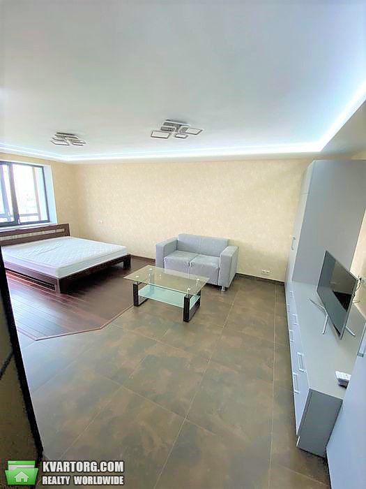 Rent out 1-room apartment. Киев, Кудрявская — photo 2