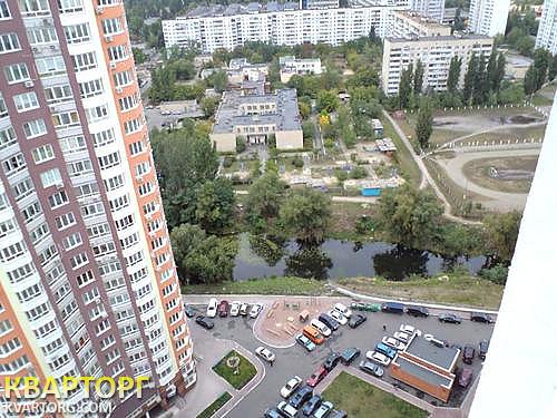 Sell 2-room apartment. Киев, Урловская — photo 4