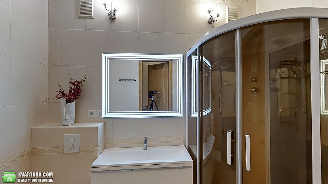 Rent out 3-room apartment. Киев, Кловский спуск — photo 7