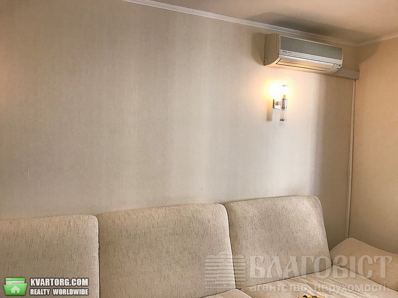 Sell 3-room apartment. Киев,  Луначарского — photo 1