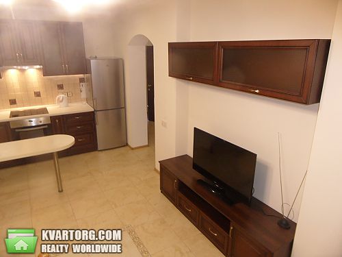 Rent out 3-room apartment. Одесса, Средняя — photo 9