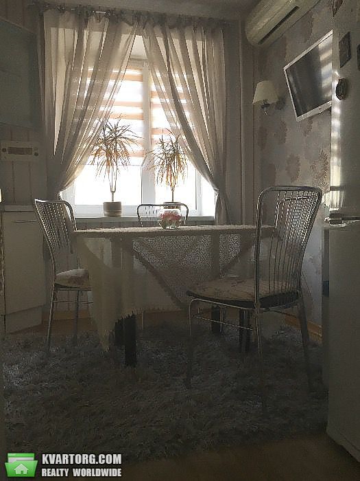 Sell 2-room apartment. Киев,  Тургеневская — photo 2