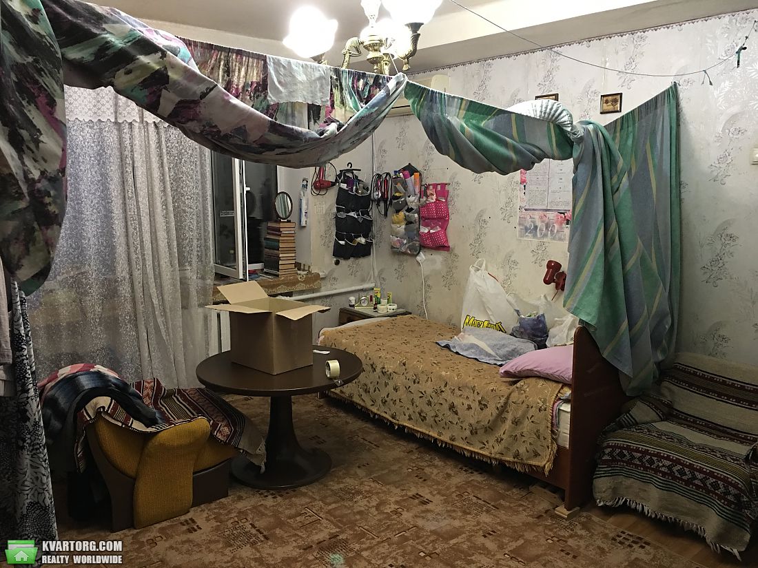 Sell 3-room apartment. Киев,  Набережно-Корчеватская — photo 8