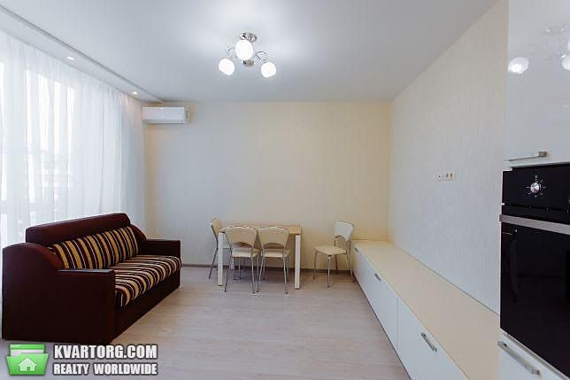 Rent out 2-room apartment. Киев, практичная — photo 9