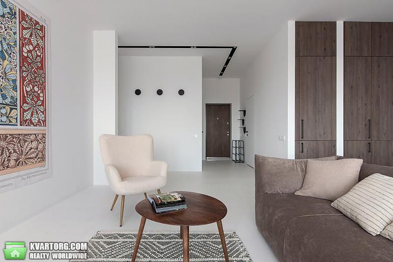 Rent out 3-room apartment. Киев, Никольско-Слободская — photo 3