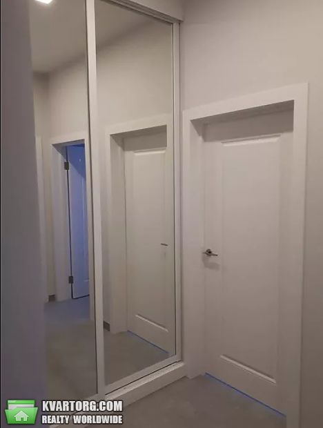 Rent out 1-room apartment. Киев,  Щорса — photo 7