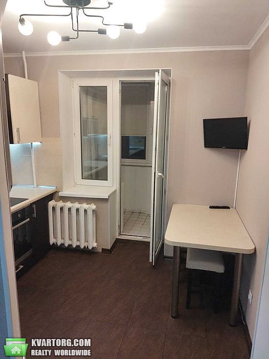 Sell 2-room apartment. Киев, пр. Лобановского — photo 2