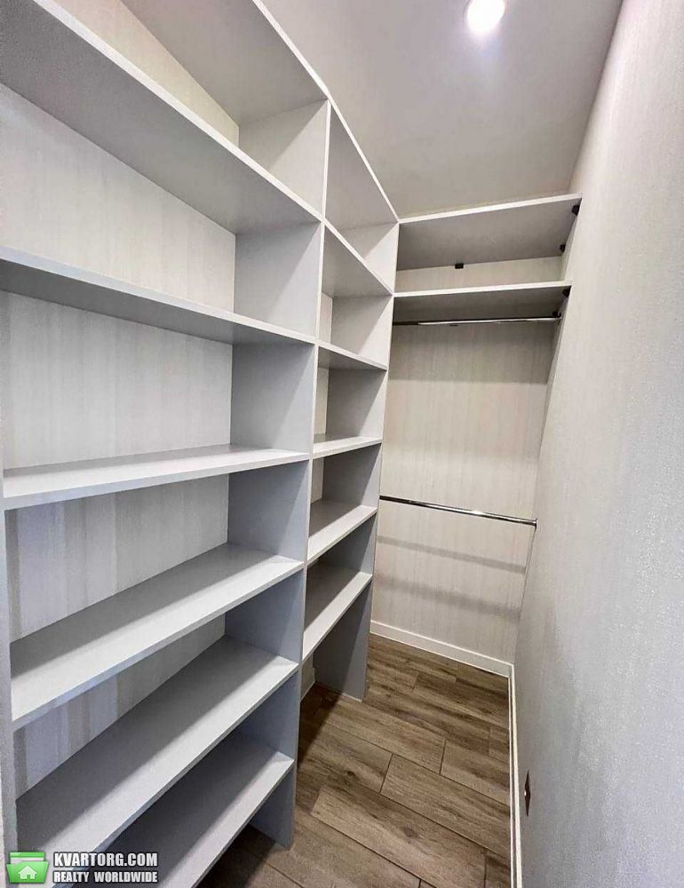 Rent out 1-room apartment. Киев, берестейський проспект — photo 10