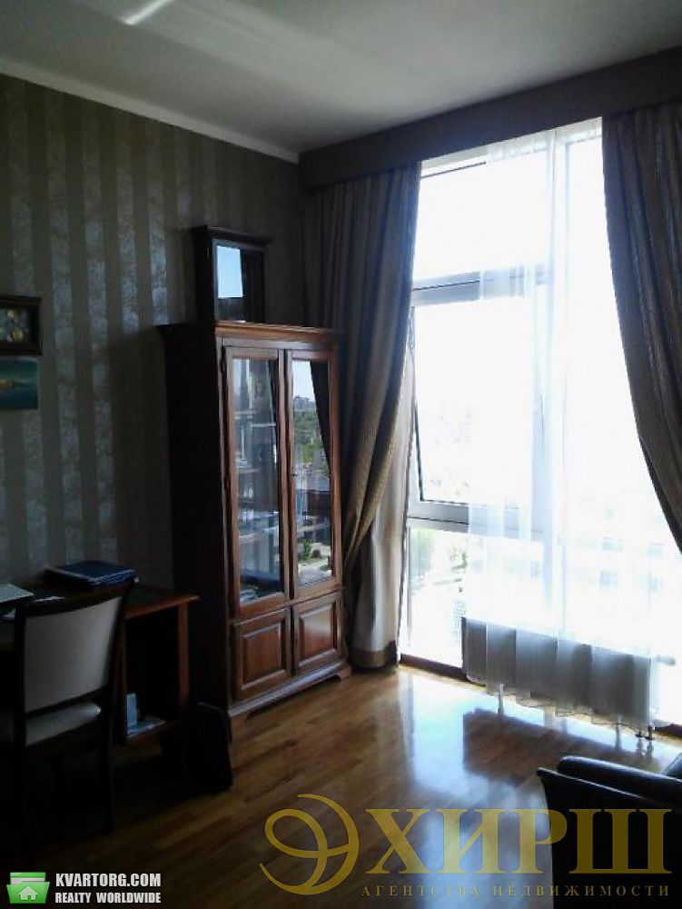 Sell 4-room apartment. Киев,  Ломоносова — photo 4
