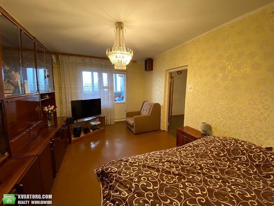 Sell 3-room apartment. Киев,  Лайоша Гавро — photo 1