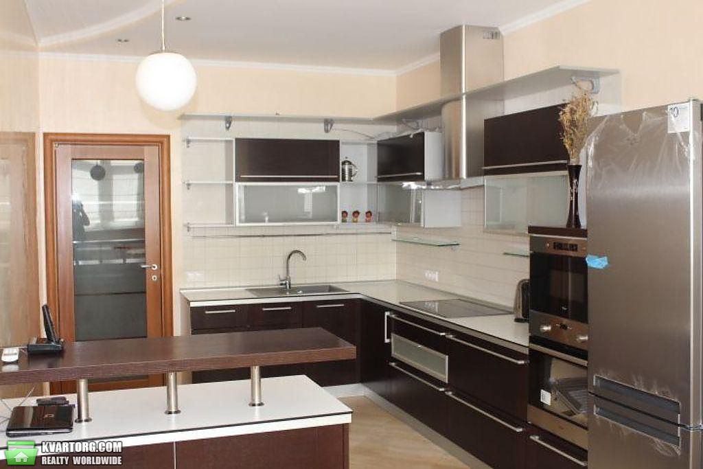 Rent out 2-room apartment. Киев,  Дмитриевская — photo 1