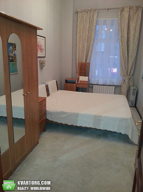 Sell 2-room apartment. Киев,  Богдана Хмельницкого — photo 3