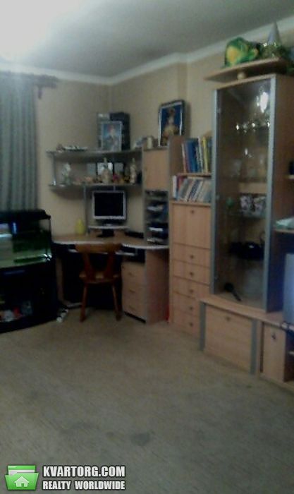 Sell 2-room apartment. Киев,  Петропавловская — photo 1