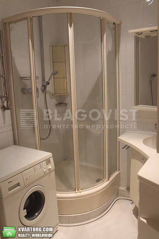 Rent out 3-room apartment. Киев,  Герцена — photo 7
