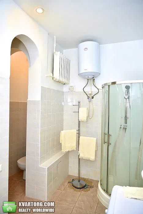 Rent out 4-room apartment. Киев,  Костельная — photo 10