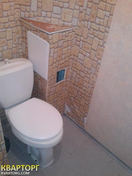 Rent out 2-room apartment. Киев,  Братиславская — photo 8