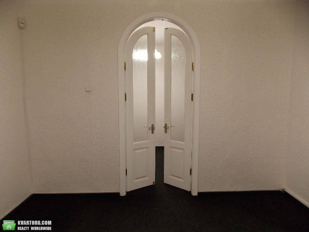 Rent out office. Киев,  Бассейная — photo 9