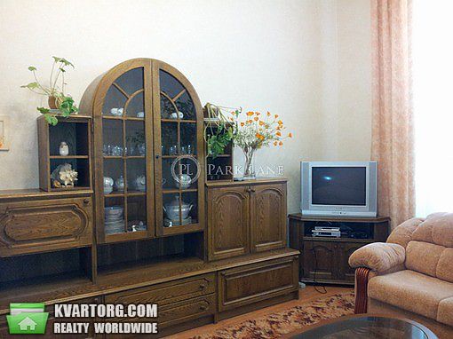 Rent out 2-room apartment. Киев,  Пушкинская — photo 1