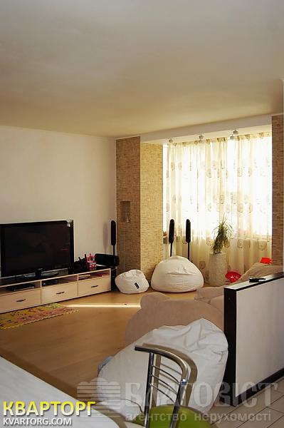 Sell 2-room apartment. Киев,  40-летия Октября просп — photo 4