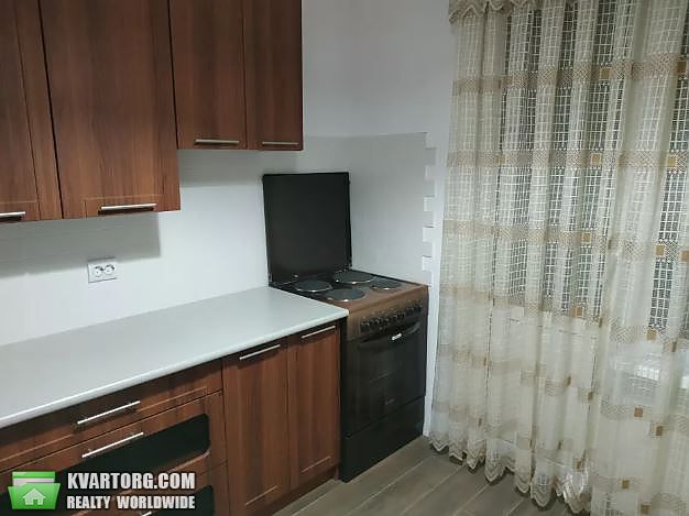 Rent out 1-room apartment. Киев,  Гмыри — photo 4