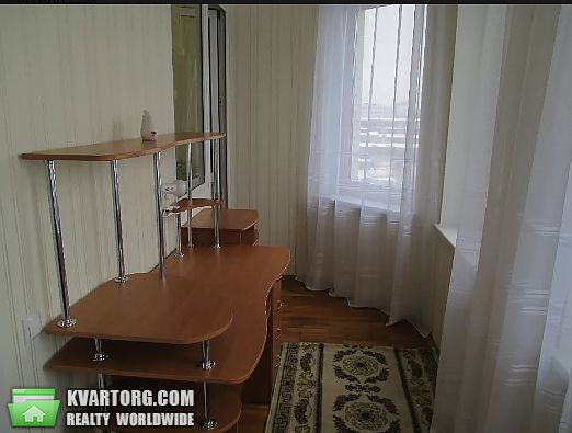Rent out 2-room apartment. Киев,  Мельникова — photo 2