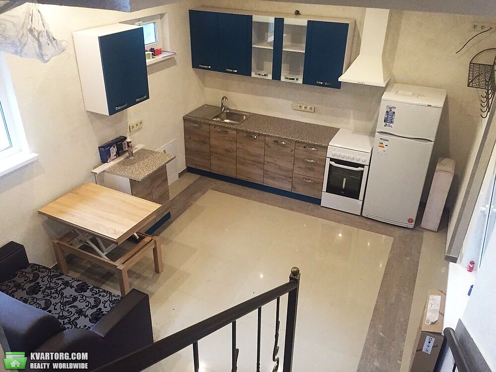 Rent out house. Киев,  Бродовская — photo 1