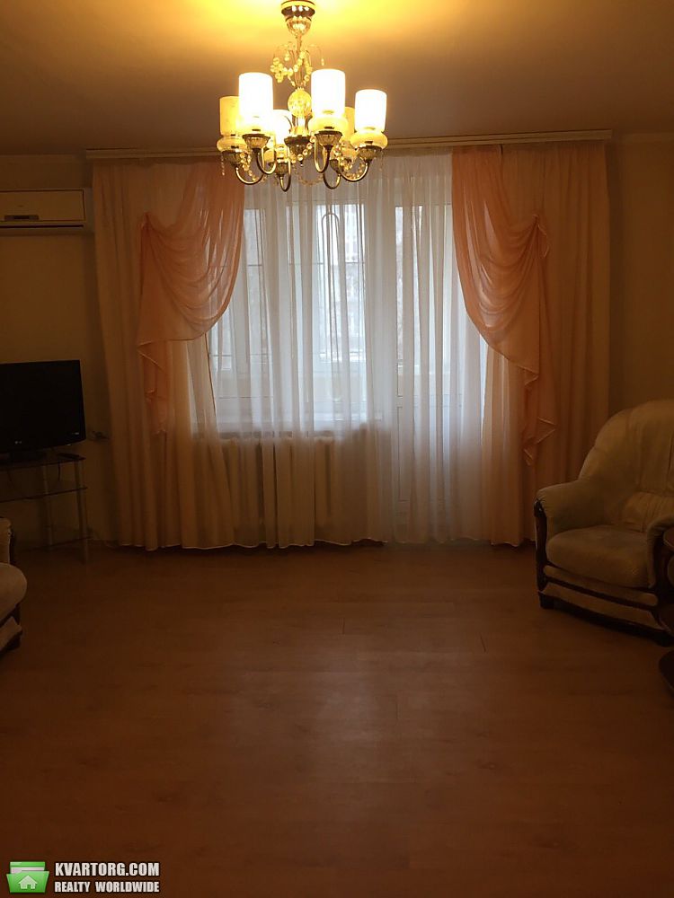 Rent out 3-room apartment. Одесса, Посмитного — photo 2