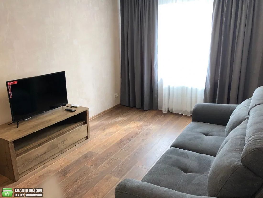 Rent out 1-room apartment. Киев,  Урловская — photo 2