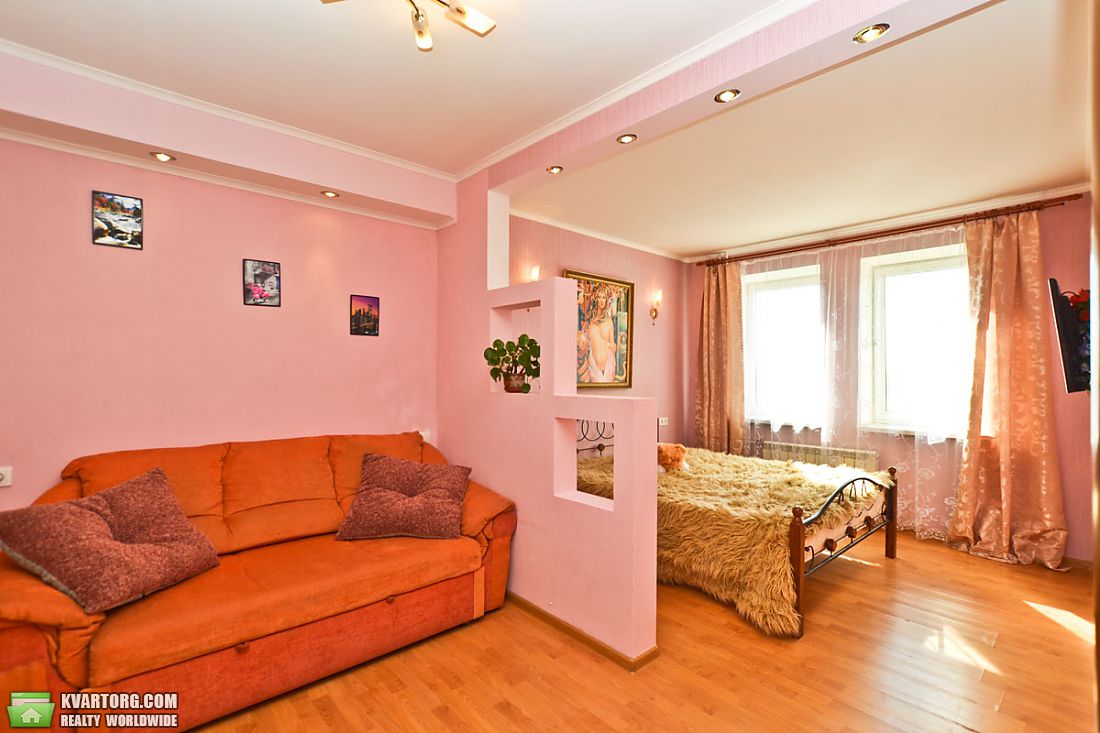 Rent out 1-room apartment. Харьков, Людвига Свободы — photo 4