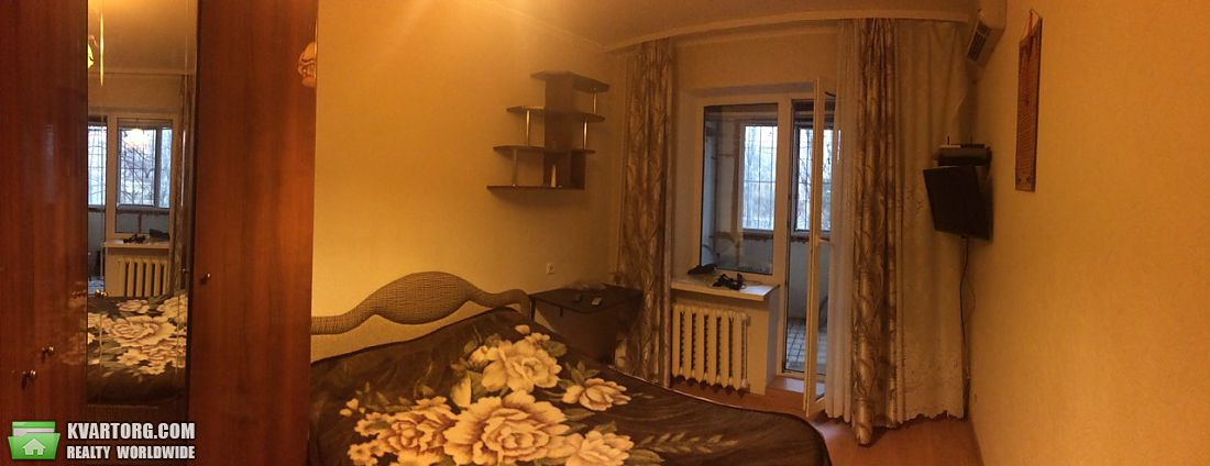 Rent out 3-room apartment. Днепропетровск, набережная Победы — photo 2