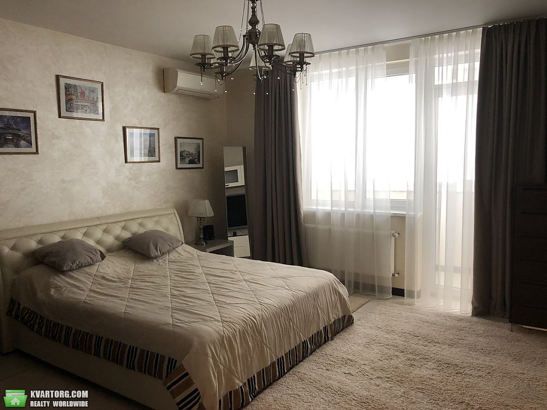 Rent out 2-room apartment. Киев, Героев Сталинграда пр — photo 1