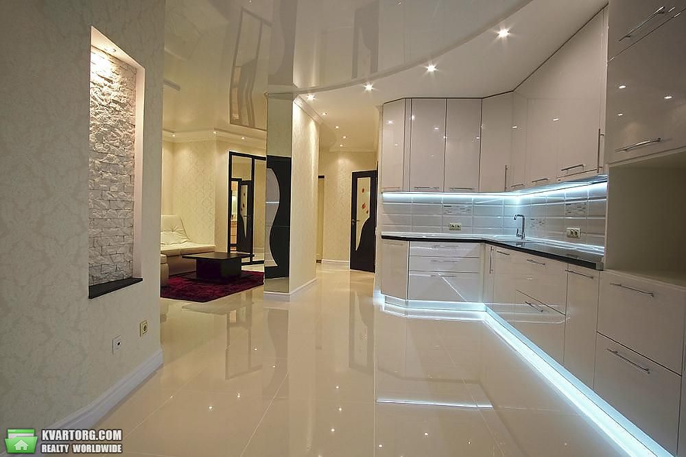 Sell 2-room apartment. Киев,  Пчелки — photo 1
