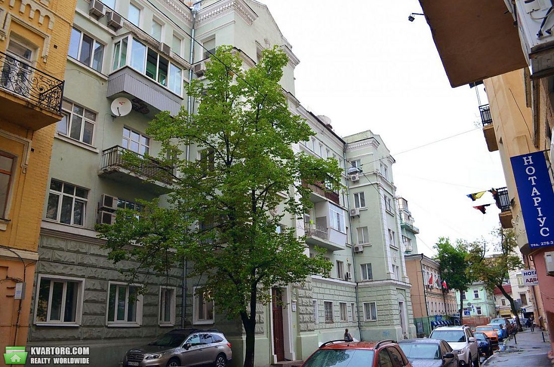 Rent out 2-room apartment. Киев,  Михайловский пер — photo 5
