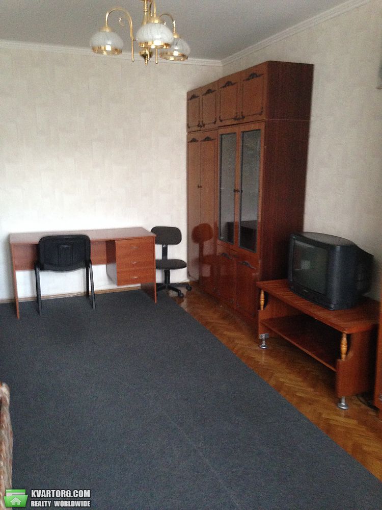 Sell 2-room apartment. Киев,  Героев Днепра — photo 2