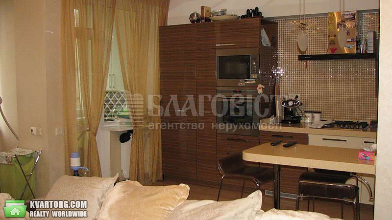 Sell 3-room apartment. Киев,  Барбюса — photo 2
