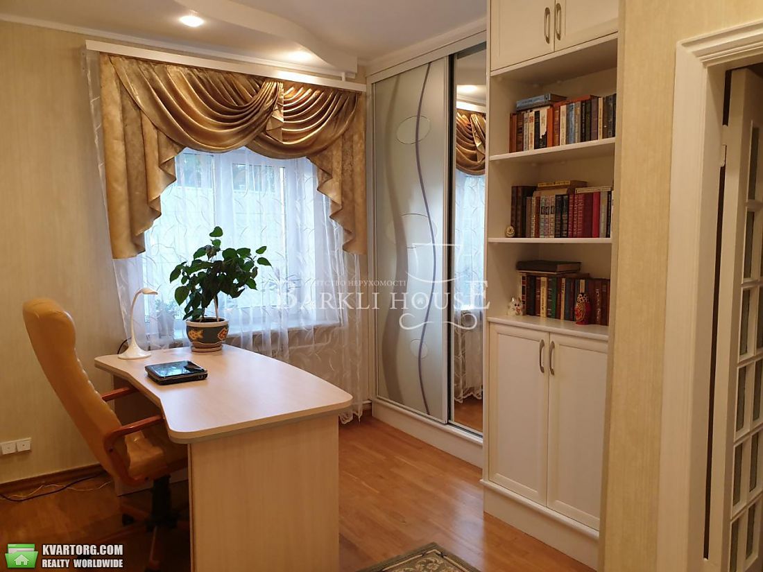 Rent out house. Киев,  Саратовская — photo 8